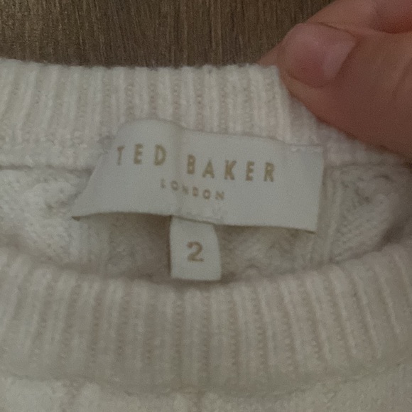 Long sleeve from Ted baker perfect for a night out with the girls - Picture 3 of 3